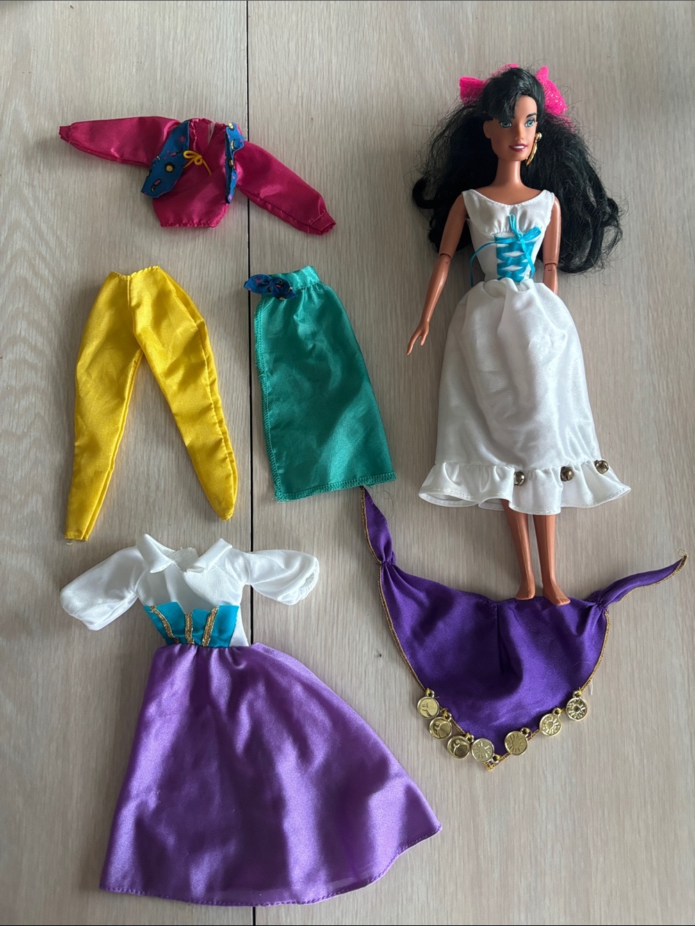 Disney Esmeralda doll with extra outfits- the hunchback of notre dame